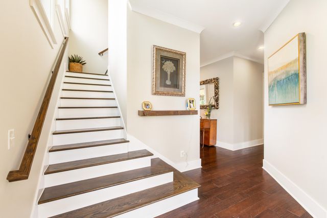 3000 Yachtsman Drive, Mount Pleasant, SC 29466