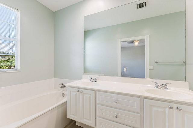 1648 NAPOLI DRIVE W, Sarasota, FL 34232