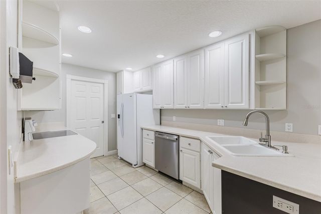 1648 NAPOLI DRIVE W, Sarasota, FL 34232