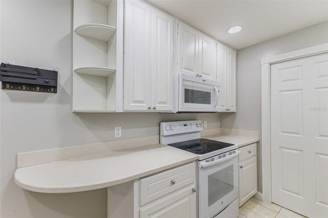 1648 NAPOLI DRIVE W, Sarasota, FL 34232