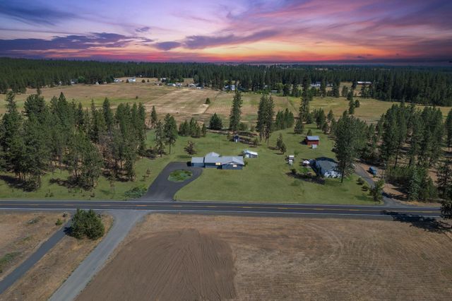 8010 W Melville Rd, Cheney, WA 99004