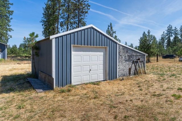 8010 W Melville Rd, Cheney, WA 99004