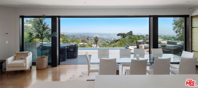 2826 Las Alturas Street, Los Angeles, CA 90068