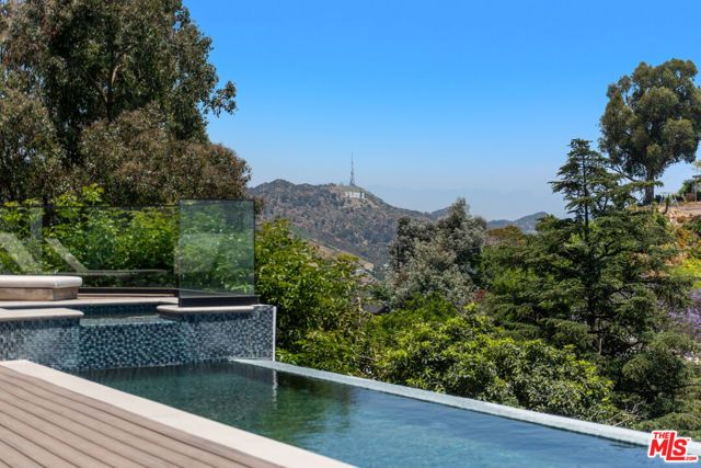 2826 Las Alturas Street, Los Angeles, CA 90068