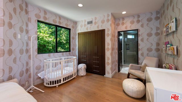 2826 Las Alturas Street, Los Angeles, CA 90068