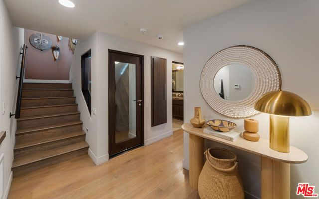 2826 Las Alturas Street, Los Angeles, CA 90068