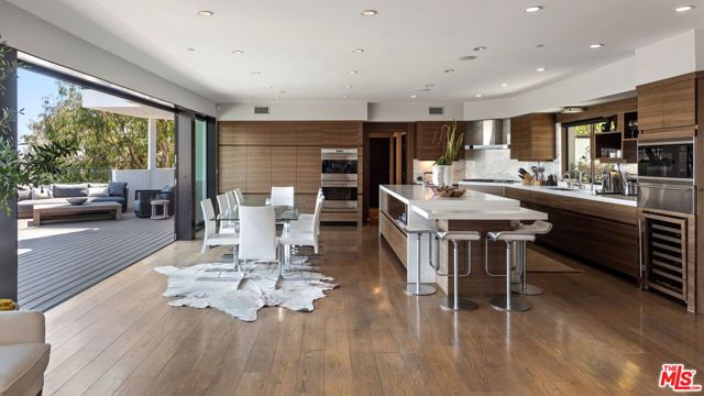 2826 Las Alturas Street, Los Angeles, CA 90068