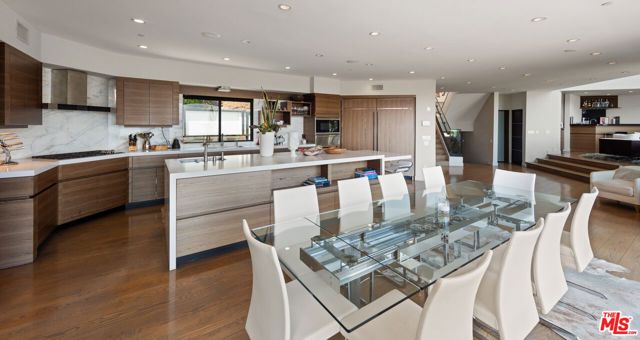 2826 Las Alturas Street, Los Angeles, CA 90068