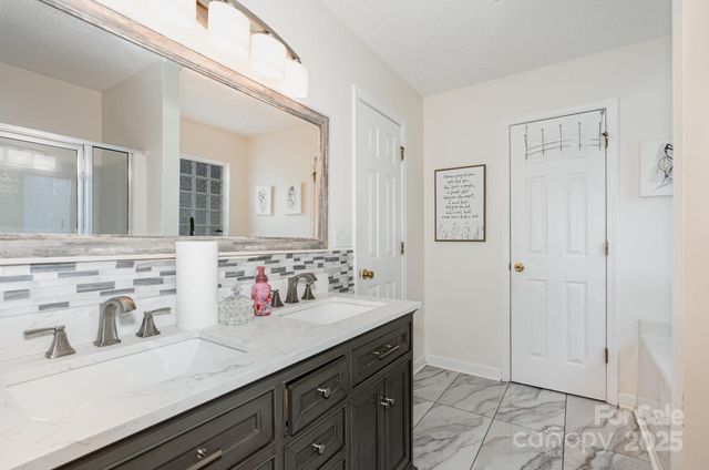 14121 Rouda Lane, Charlotte, NC 28269