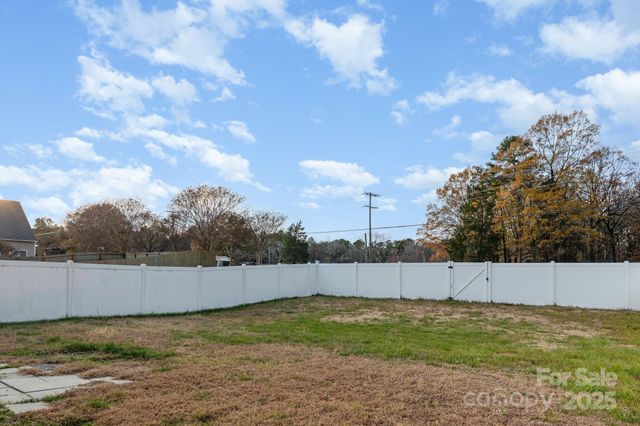 14121 Rouda Lane, Charlotte, NC 28269