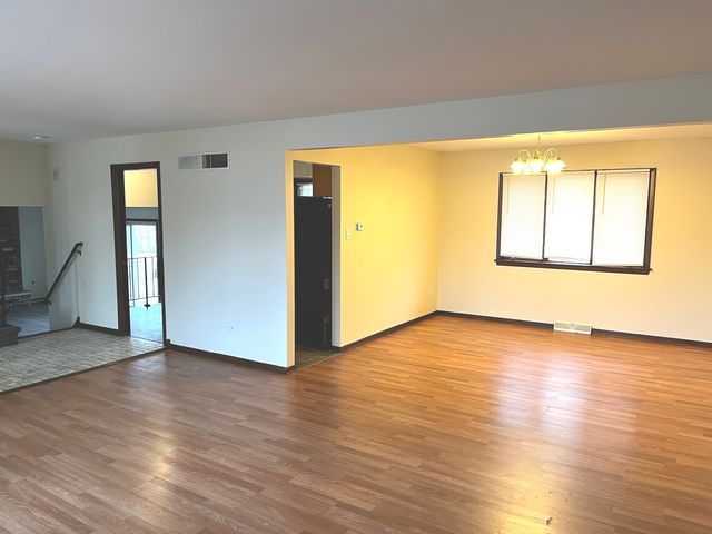 5252 Arquilla Drive, Richton Park, IL 60471