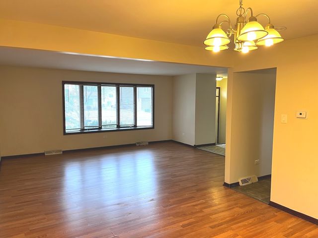 5252 Arquilla Drive, Richton Park, IL 60471