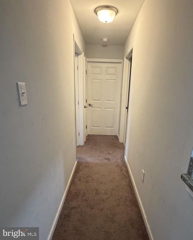 2805 AUBURN CT, Mount Laurel, NJ 08054