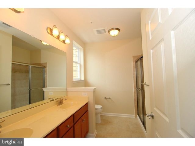 1137 HALIFAX, Hamilton, NJ 08619