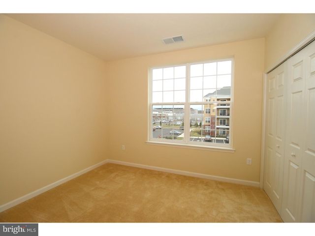 1137 HALIFAX, Hamilton, NJ 08619