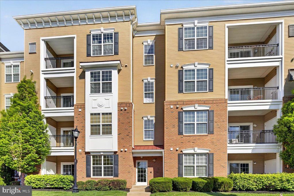 1137 HALIFAX, Hamilton, NJ 08619