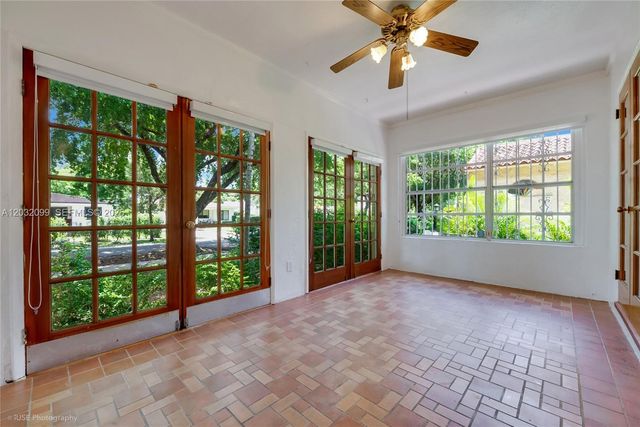 902 Lisbon St, Coral Gables, FL 33134