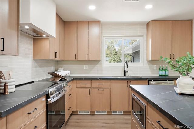 3352 Vivian Drive, Wheat Ridge, CO 80033
