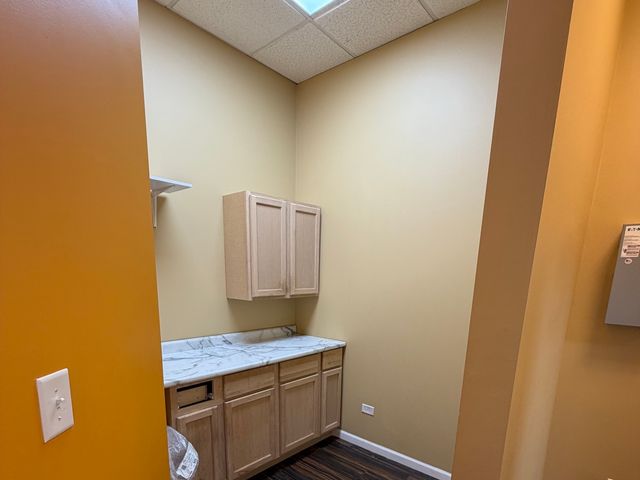 9023 W 151st Street, Orland Park, IL 60462