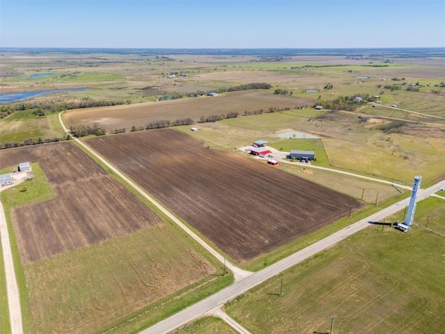1295 County Road 432, Taylor, TX 76574