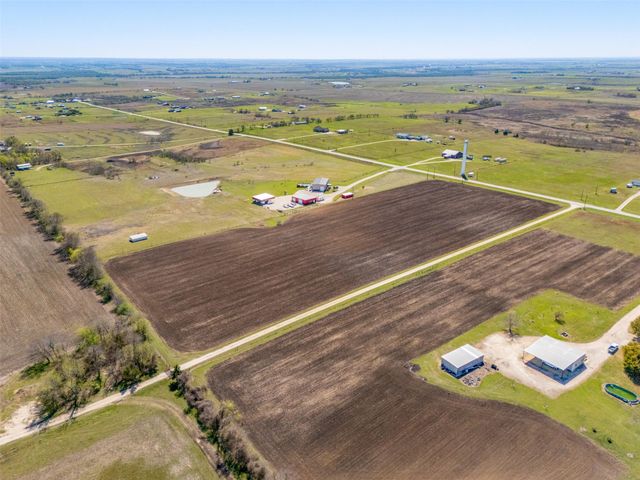 1295 County Road 432, Taylor, TX 76574