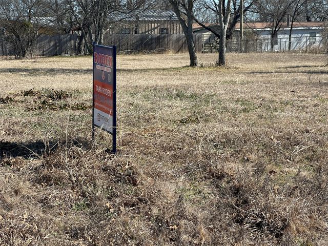 4229 N Main Street, Cleburne, TX 76058