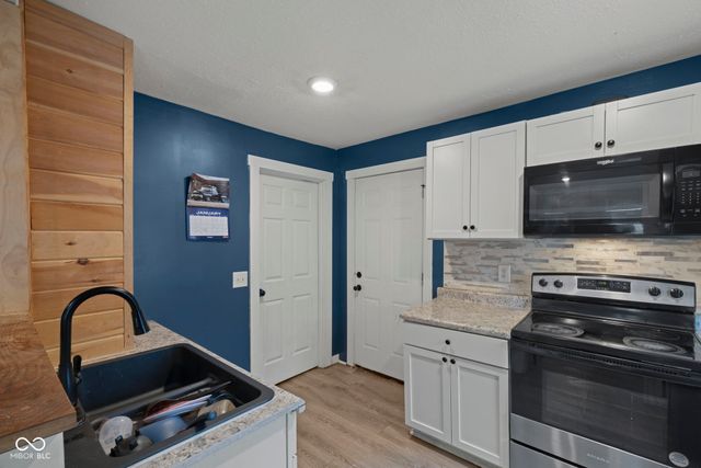 2453 N Oxford Street, Indianapolis, IN 46218