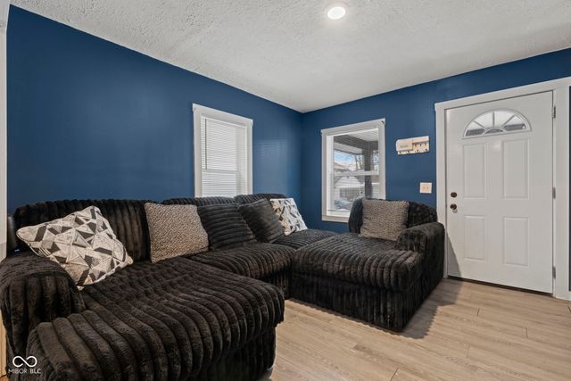 2453 N Oxford Street, Indianapolis, IN 46218