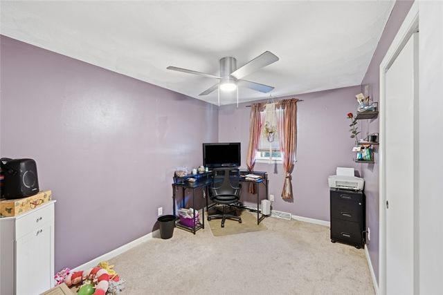 291 Nausauket Road, Warwick, RI 02886
