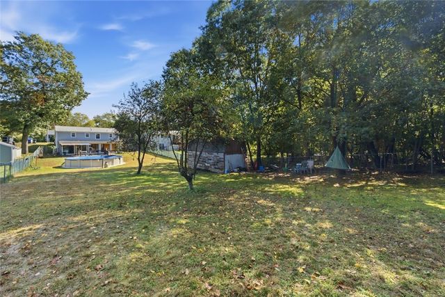 291 Nausauket Road, Warwick, RI 02886