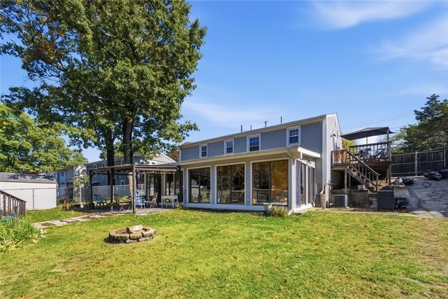 291 Nausauket Road, Warwick, RI 02886
