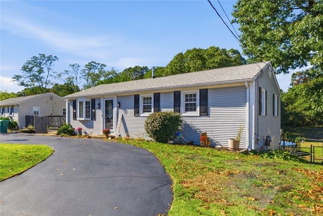 291 Nausauket Road, Warwick, RI 02886
