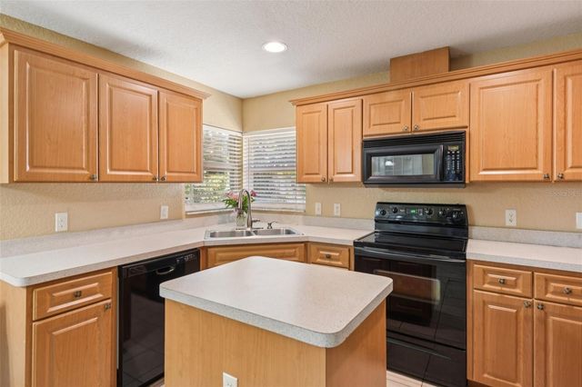 6633 HONE STREET, New Port Richey, FL 34653