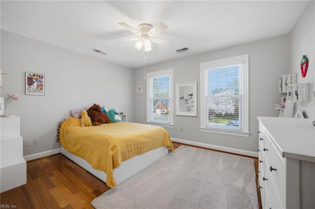 504 Aguila DR, Chesapeake, VA 23322