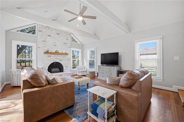 504 Aguila DR, Chesapeake, VA 23322