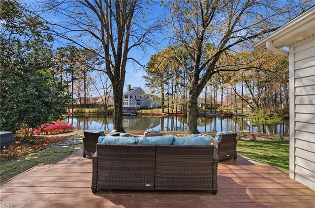 504 Aguila DR, Chesapeake, VA 23322