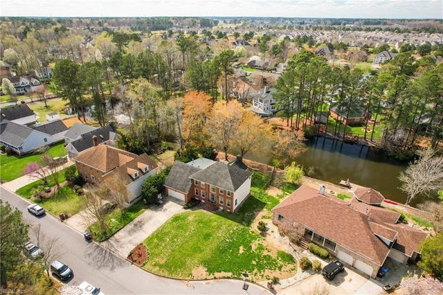 504 Aguila DR, Chesapeake, VA 23322