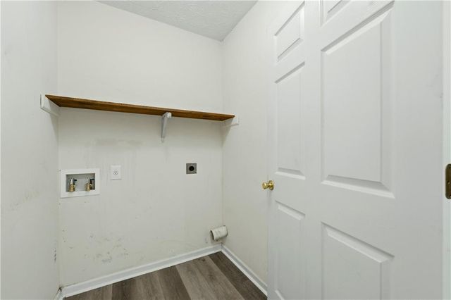 85 Five Oaks Drive, Covington, GA 30014