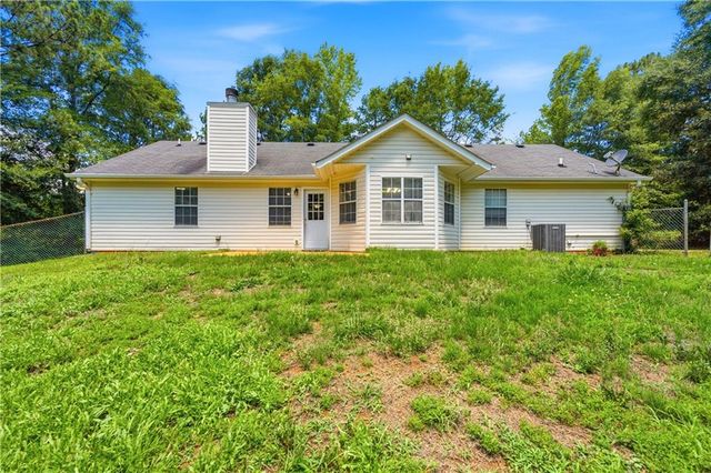 85 Five Oaks Drive, Covington, GA 30014