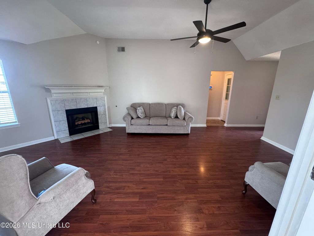 1844 Thomas Street, Horn Lake, MS 38637 — photo 2