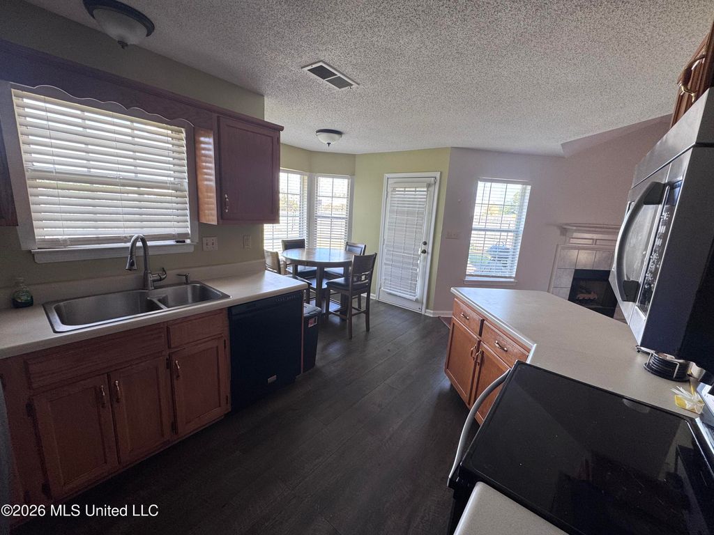 1844 Thomas Street, Horn Lake, MS 38637 — photo 5