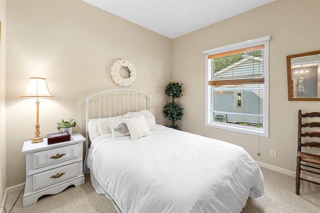 1092 S PARK AVENUE, Fond Du Lac, WI 54935