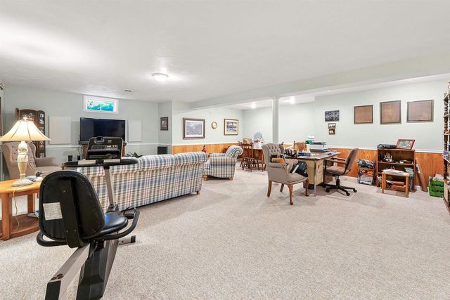 1092 S PARK AVENUE, Fond Du Lac, WI 54935