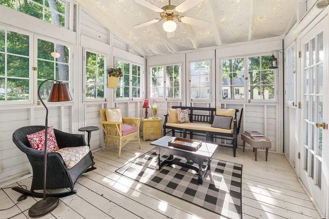 1092 S PARK AVENUE, Fond Du Lac, WI 54935