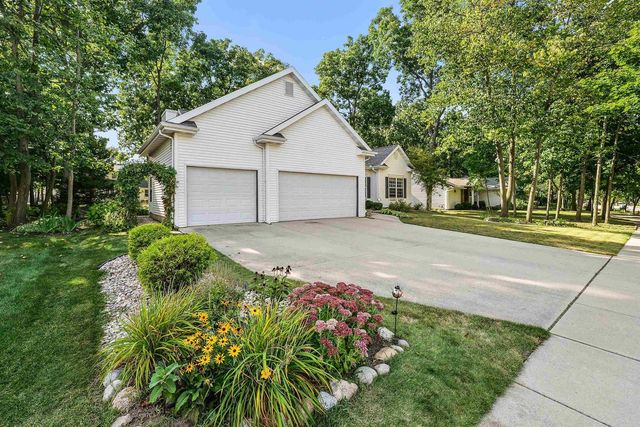 1092 S PARK AVENUE, Fond Du Lac, WI 54935