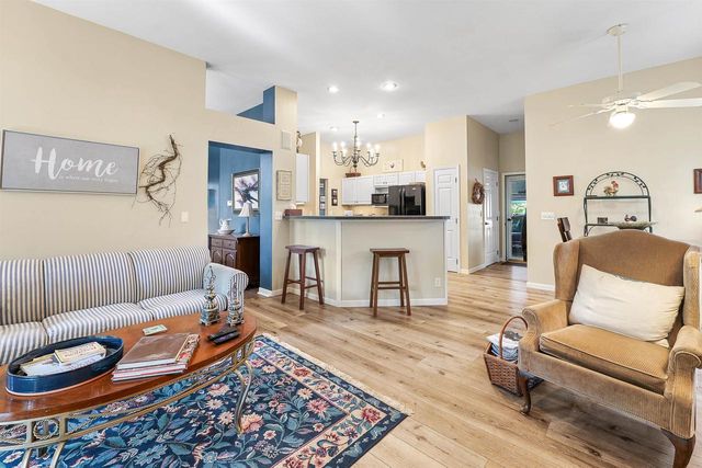 1092 S PARK AVENUE, Fond Du Lac, WI 54935