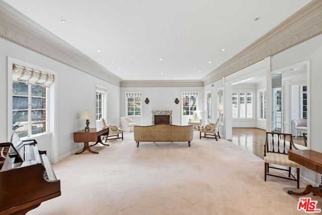 701 N Arden Drive, Beverly Hills, CA 90210