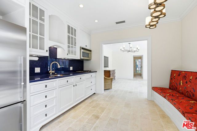 701 N Arden Drive, Beverly Hills, CA 90210