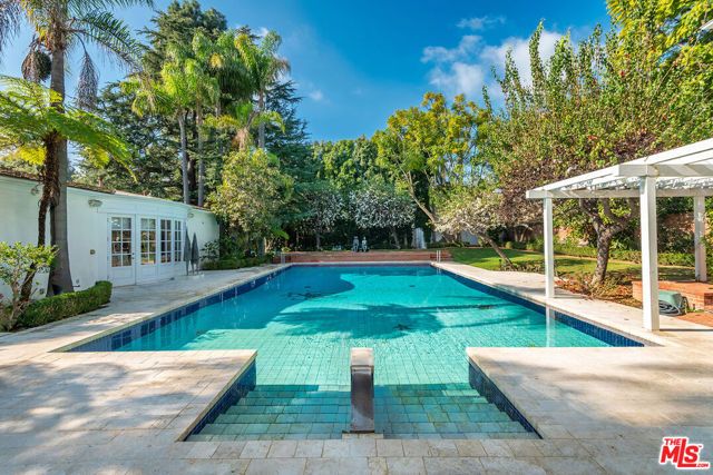 701 N Arden Drive, Beverly Hills, CA 90210