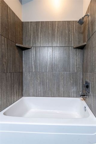 307 E Noble Lane, Fayetteville, AR 72703